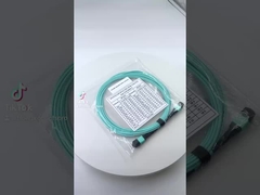 OM3 SM MPO Breakout Cable PVC / LSZH Jacket para MTP Patch Panel