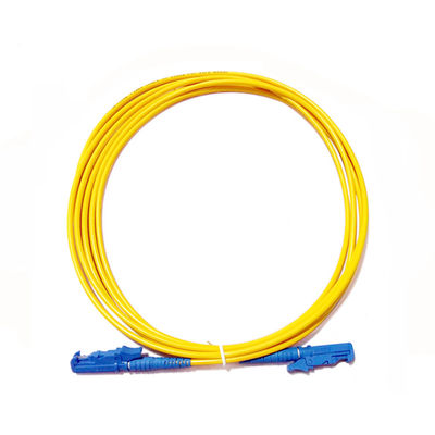 comprar E2000 UPC Fibra Óptica Patch Cord Single Mode 2,0 mm de diâmetro com tampa de plástico online manufacture