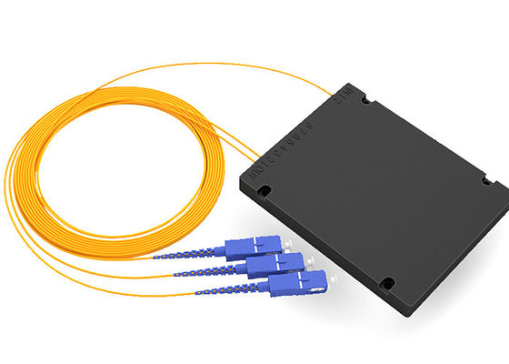 comprar Divisor de Fibra Óptica de Ampla Faixa de Comprimento de Onda 1x2 PLC Tipo Caixa ABS com Conector SC/PC online manufacture