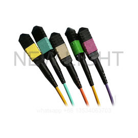 comprar Milímetro da manutenção programada MPO ao cabo frente e verso 0.35dB de pequenas perdas da fuga de 4 LC & à perda padrão 0.60dB online manufacture