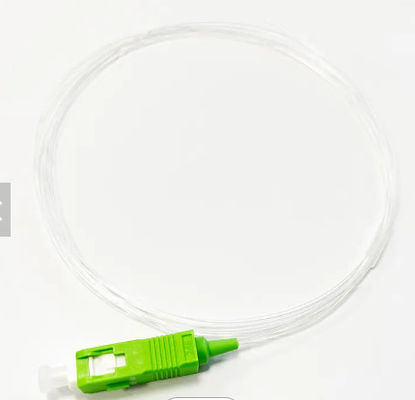 Cabo de remendo de fibra monomodo com perda de inserção ≤0,2dB com jaqueta de cabo de nylon para transmissão de dados de alta velocidade