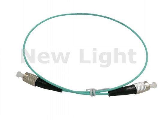 Cabo de Fibra Óptica OM3 50/125 Simplex FC-FC de 0.5 Metro Verde