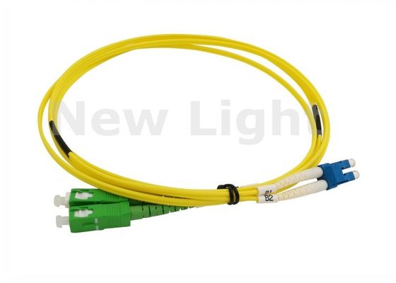 Baixa perda de inserção SC-LC Cordão de patch de fibra óptica de 3 metros de comprimento Transmissão de dados CATV