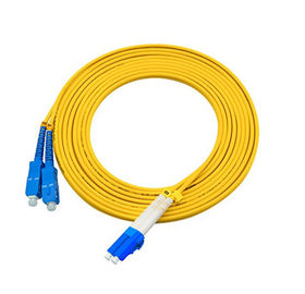 3 medidores de LC à instalação fácil do revestimento amarelo das ligações em ponte da fibra do único modo do SC