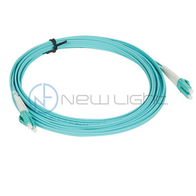 Estação base Aqua 100G FTTH OM4 LSZH Duplex Fiber Optic Patch Cord para transmissão de dados de alta velocidade